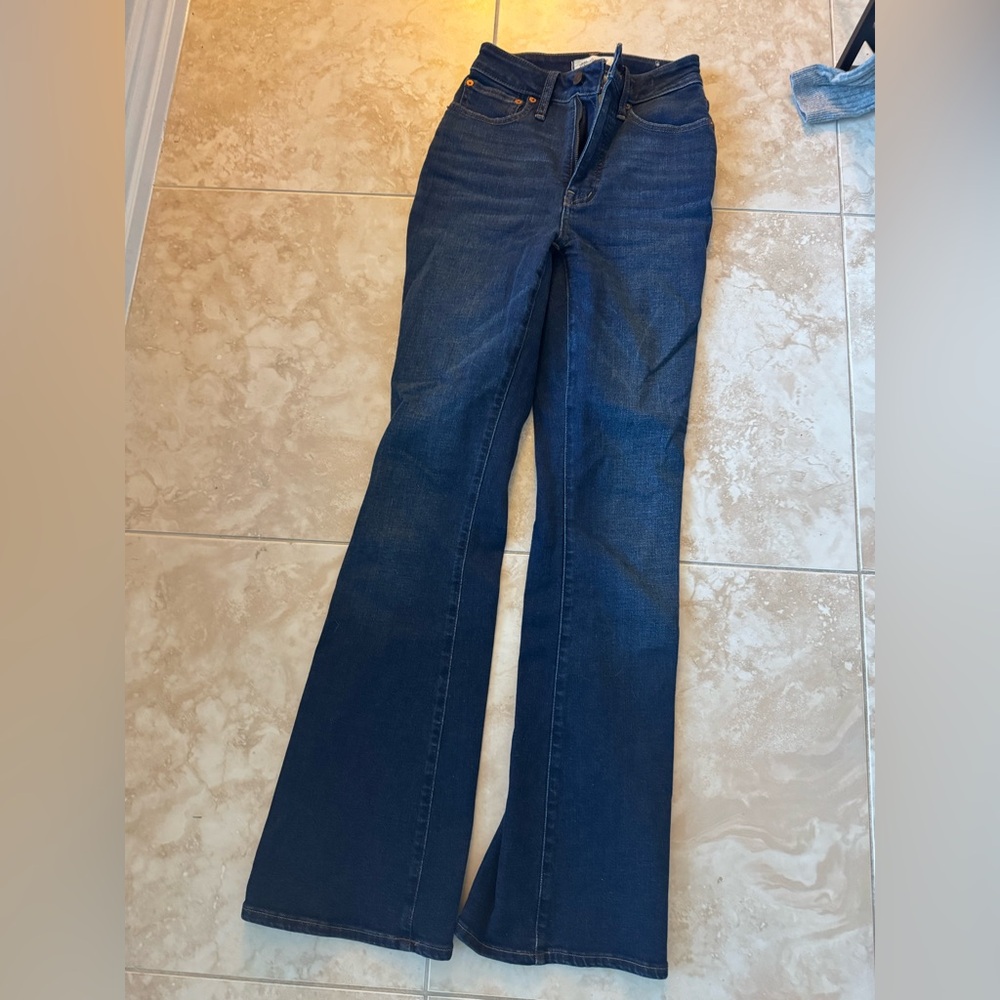 Madewell Dark Blue Curvy Skinny Flare Jeans 24